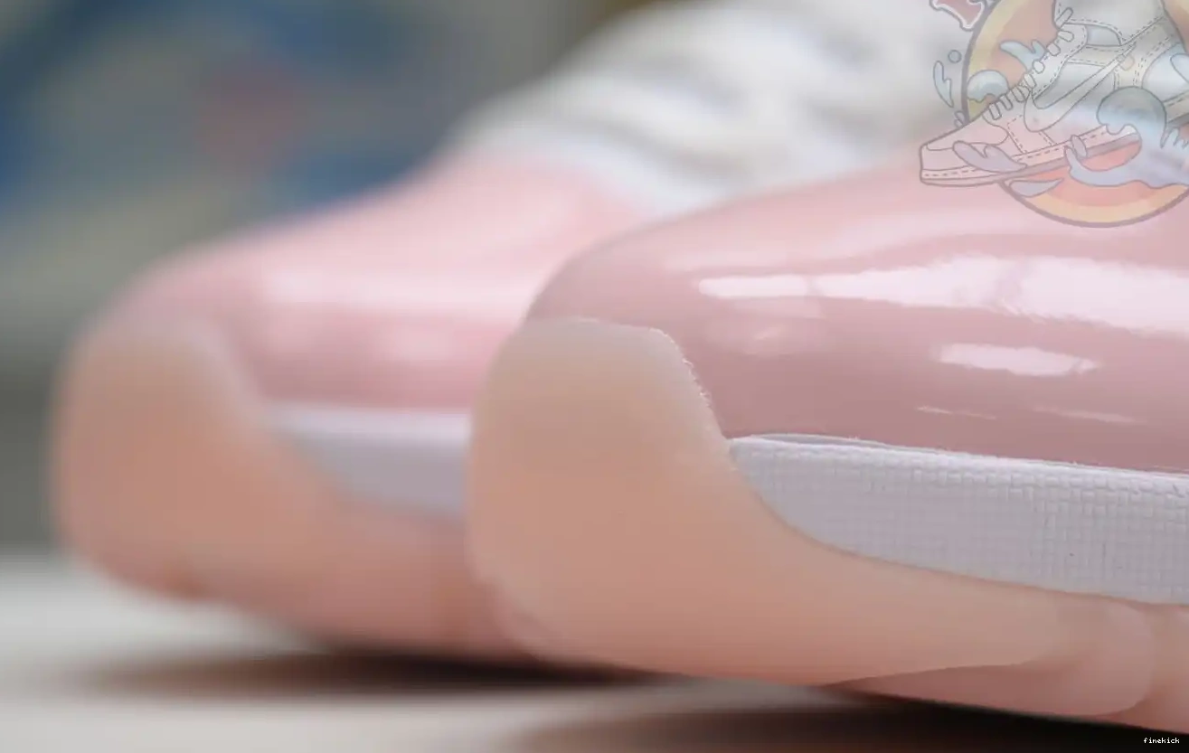 Jordan Low Air 11 Jordan WMNS 0405